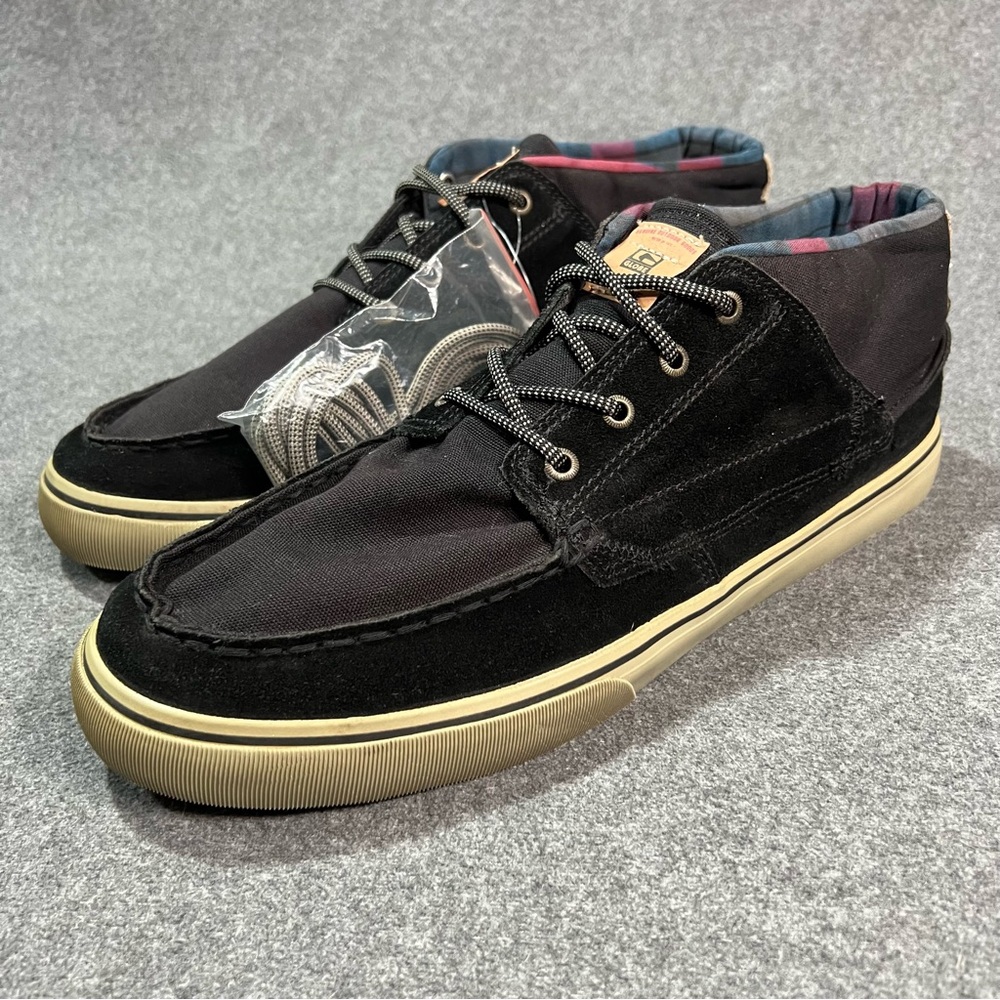 Globe Of Australia Men's The Bender Driza Bone Skate Shoes Black Size 13